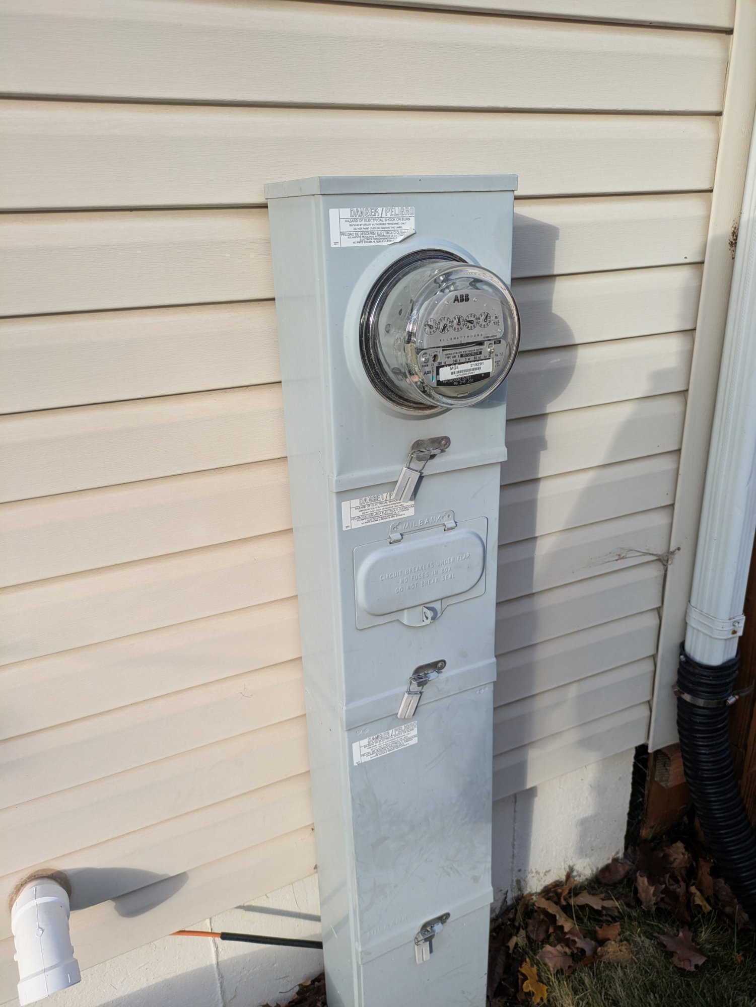Shared Utilities vs. Separate Meters: What ADU Owners in Madison Need to Decide